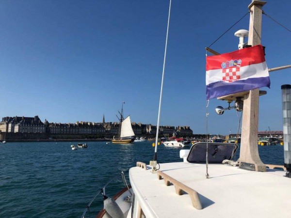 Photo du bateau SEA BAR pour vos excursions en mer en baie de Saint-Malo