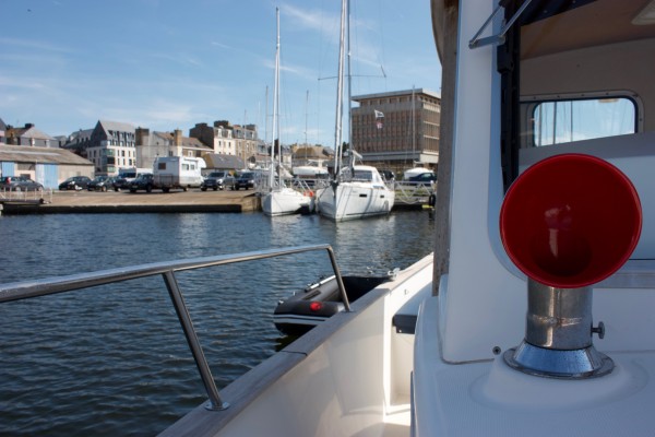 Photo du bateau SEA BAR pour vos excursions en mer en baie de Saint-Malo