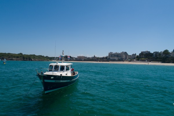 Photo du bateau SEA BAR pour vos excursions en mer en baie de Saint-Malo