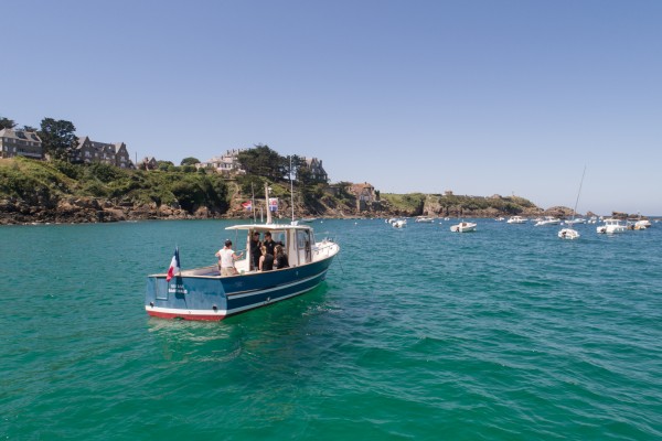 Photo du bateau SEA BAR pour vos excursions en mer en baie de Saint-Malo