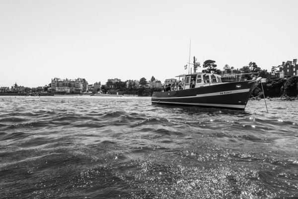 Photo du bateau SEA BAR pour vos excursions en mer en baie de Saint-Malo