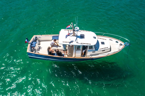 Photo du bateau SEA BAR pour vos excursions en mer en baie de Saint-Malo