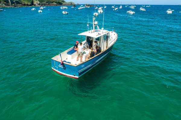 Photo du bateau SEA BAR pour vos excursions en mer en baie de Saint-Malo